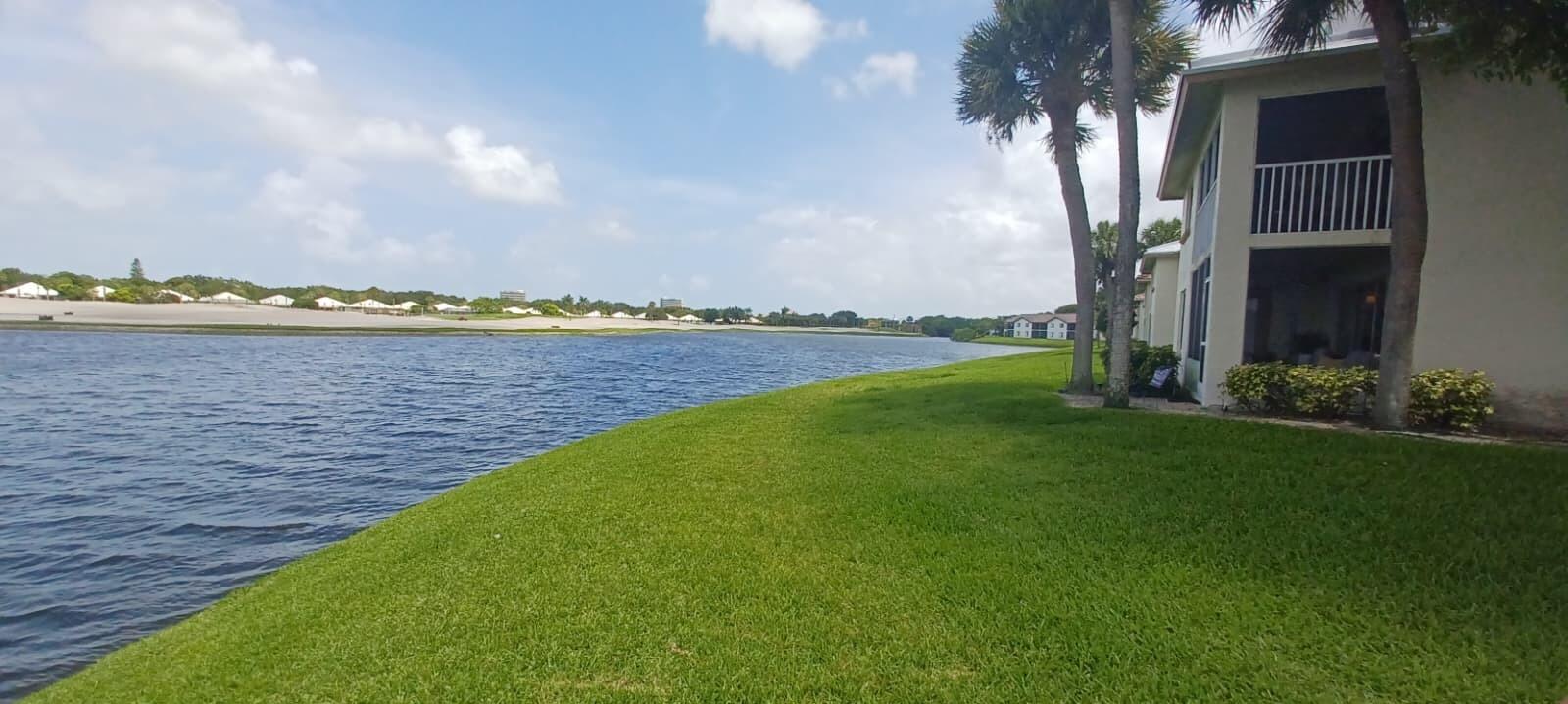 STERLING VILLAGES OF PALM BEACH LAKES CONDO - Residential Lease