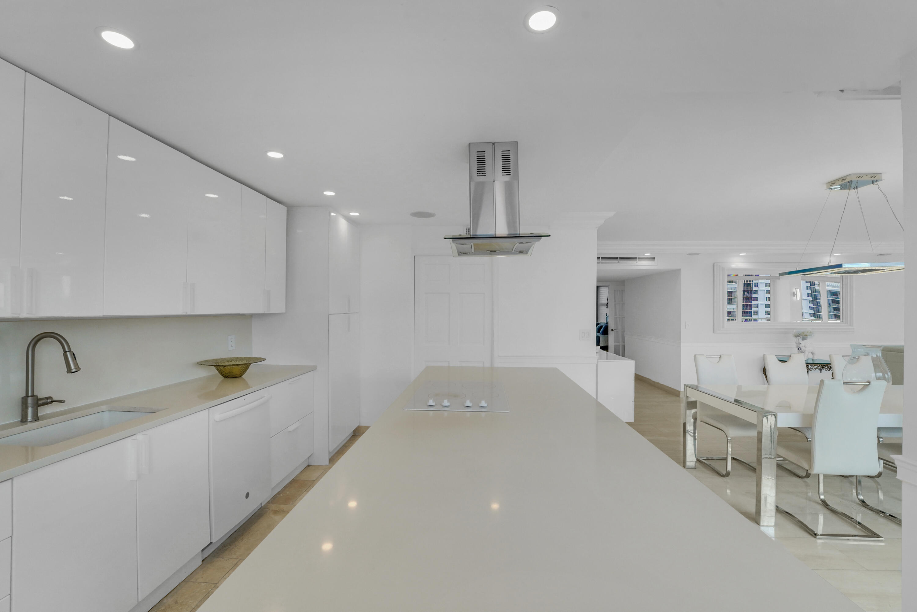 SUNRISE EAST CONDO - Residential