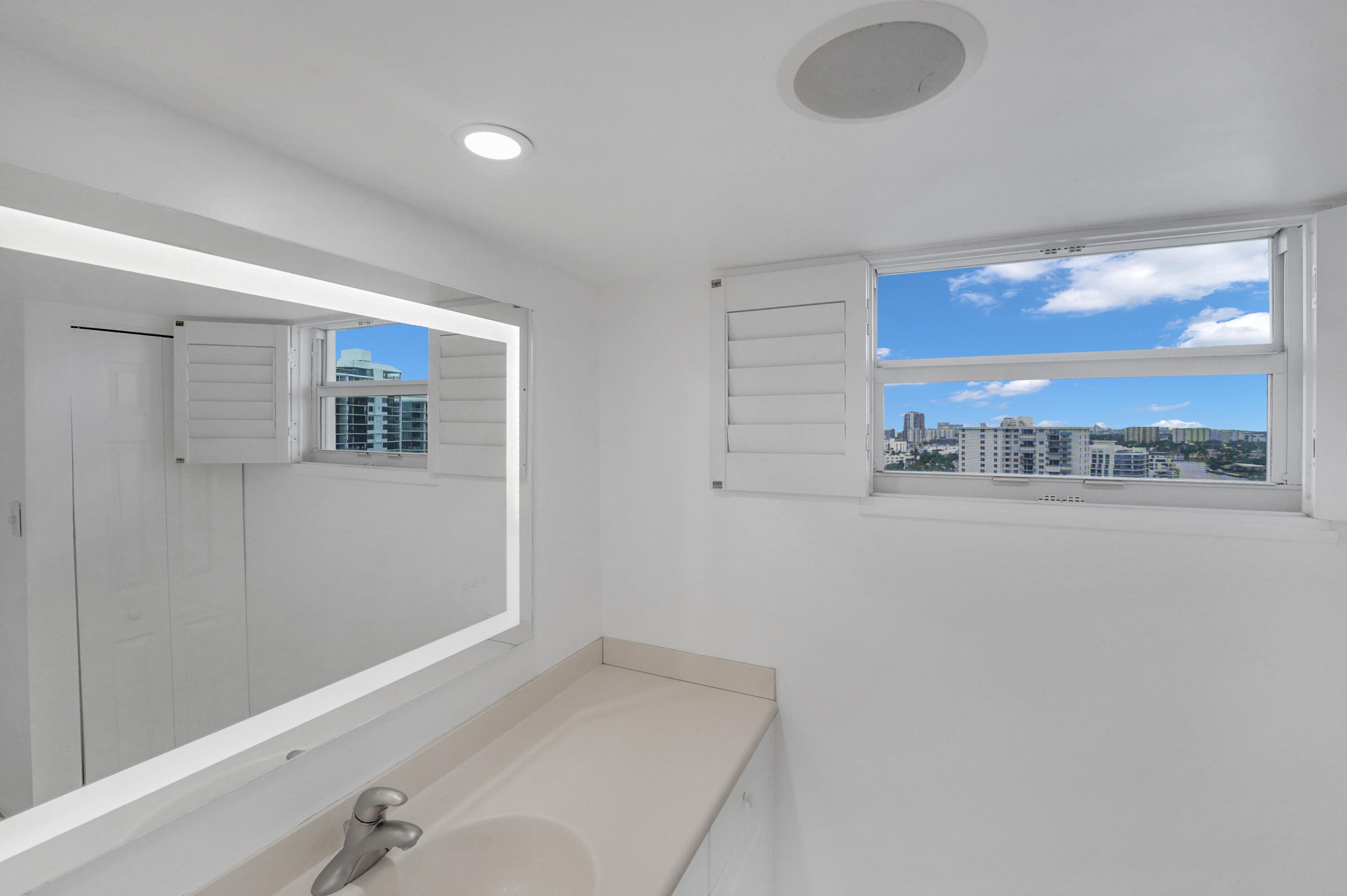 SUNRISE EAST CONDO - Residential