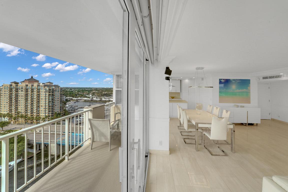 2800 E Sunrise Boulevard 19a