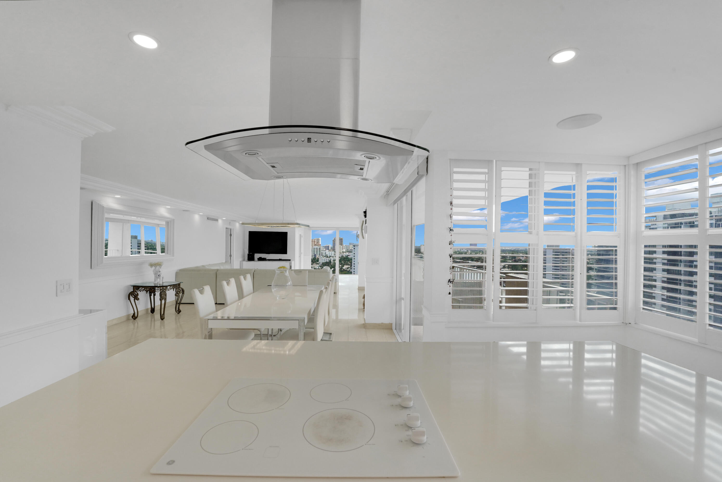 SUNRISE EAST CONDO - Residential