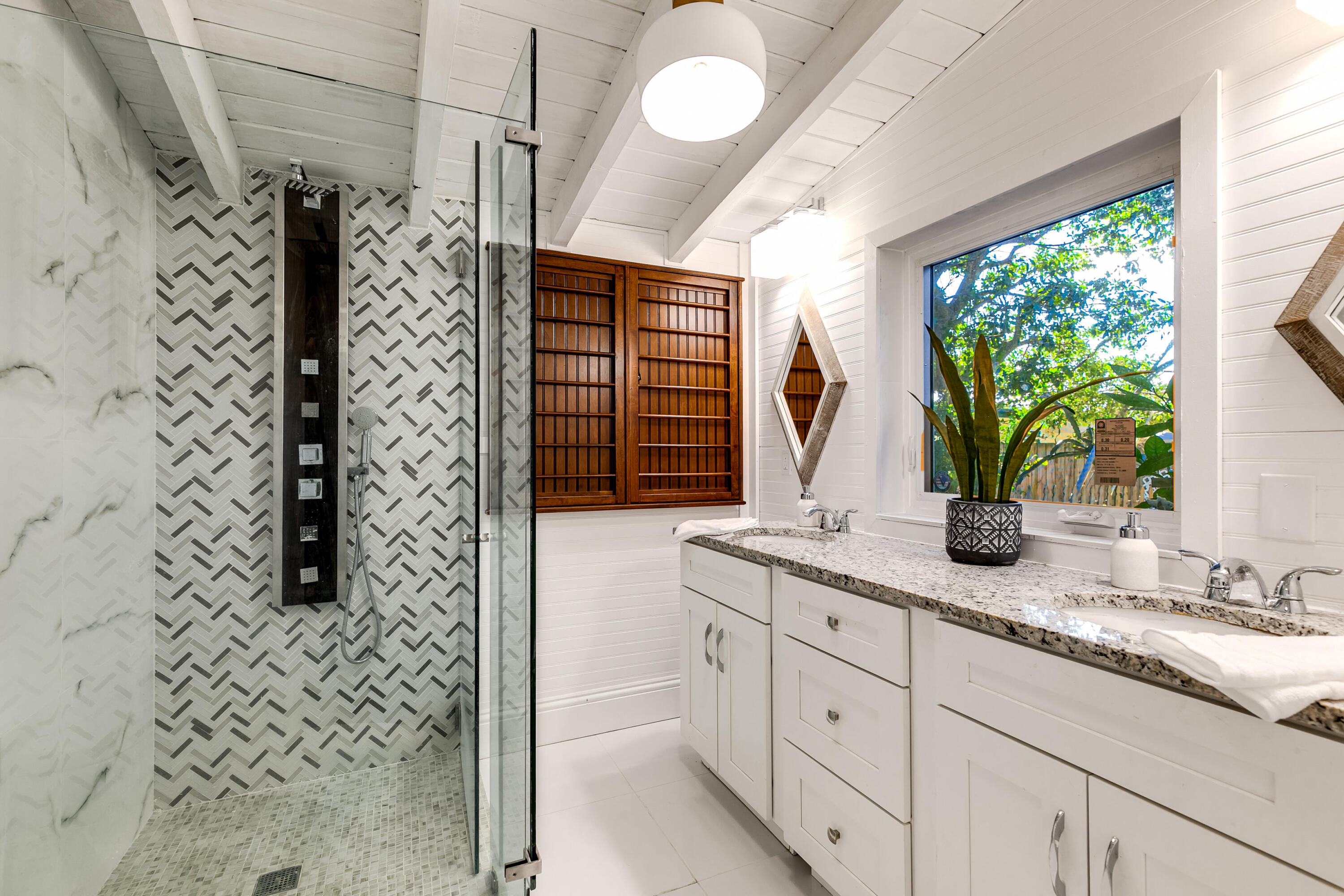 LANTANA HEIGHTS 5 - Residential