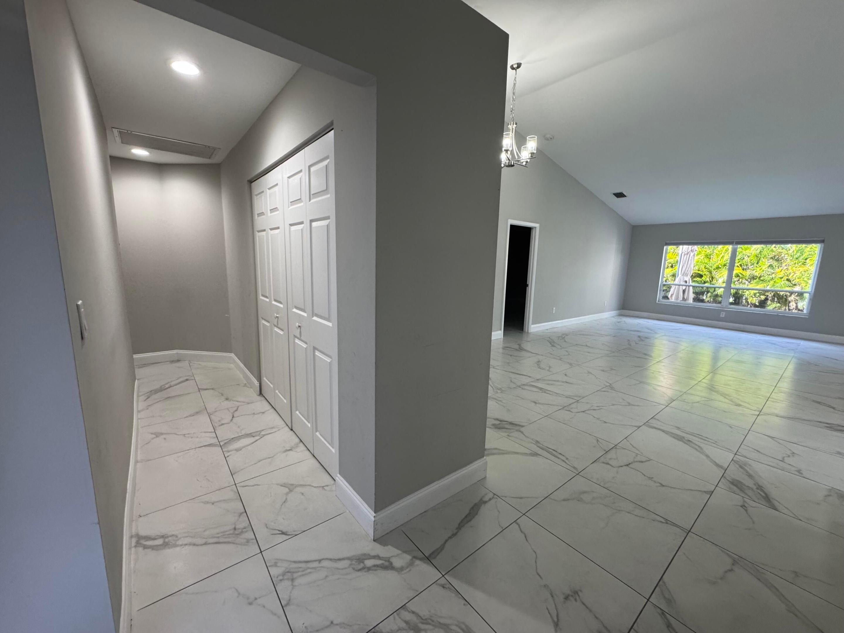 BOCA LANDINGS - Residential