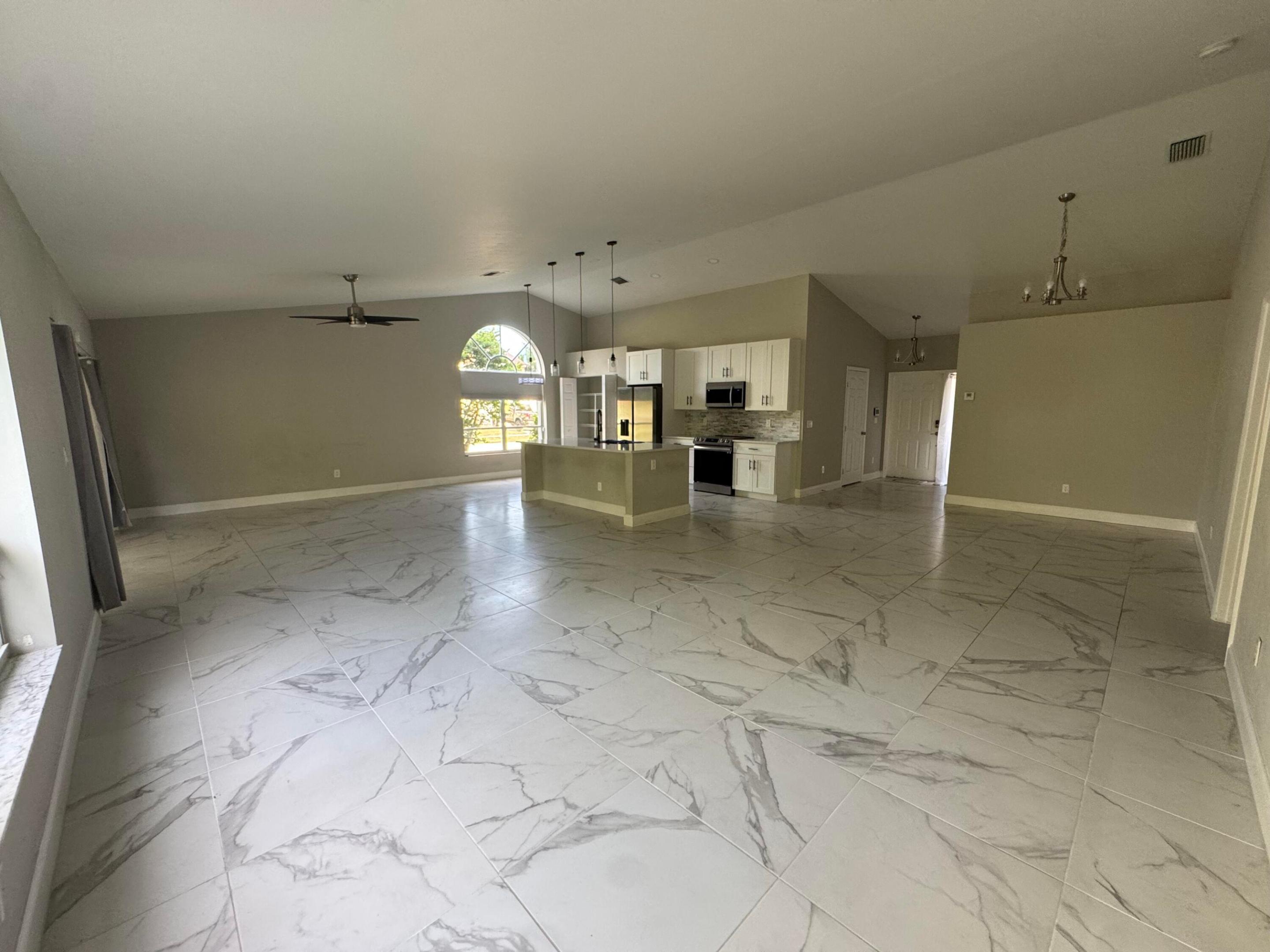 BOCA LANDINGS - Residential