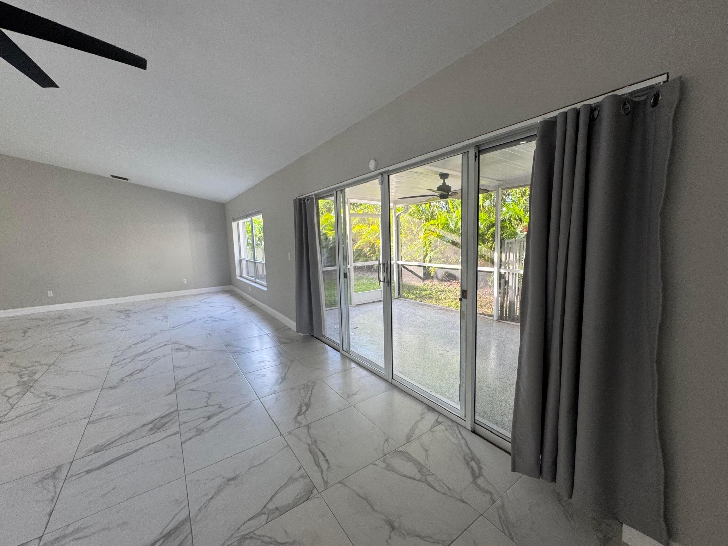 BOCA LANDINGS - Residential