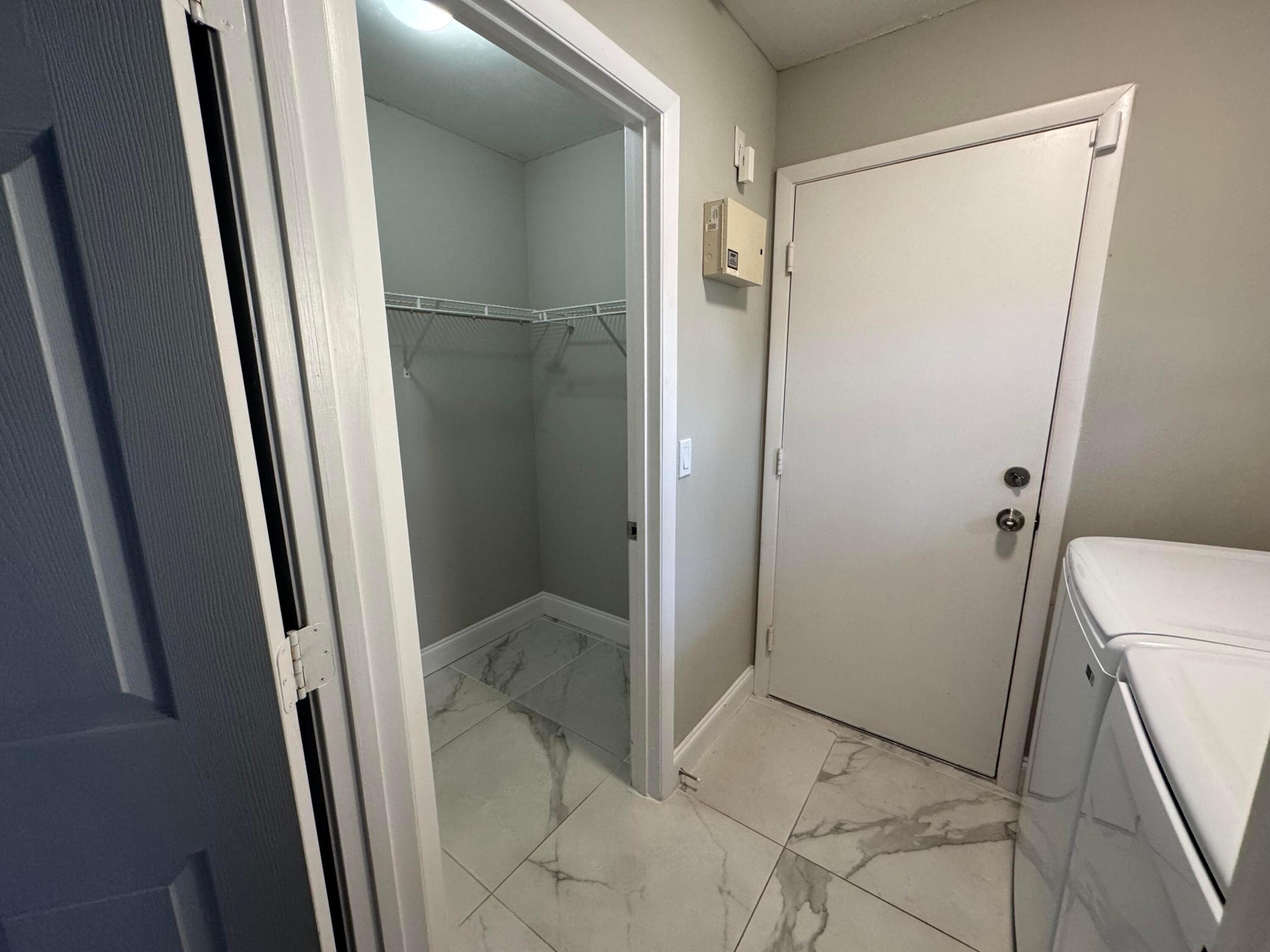 BOCA LANDINGS - Residential