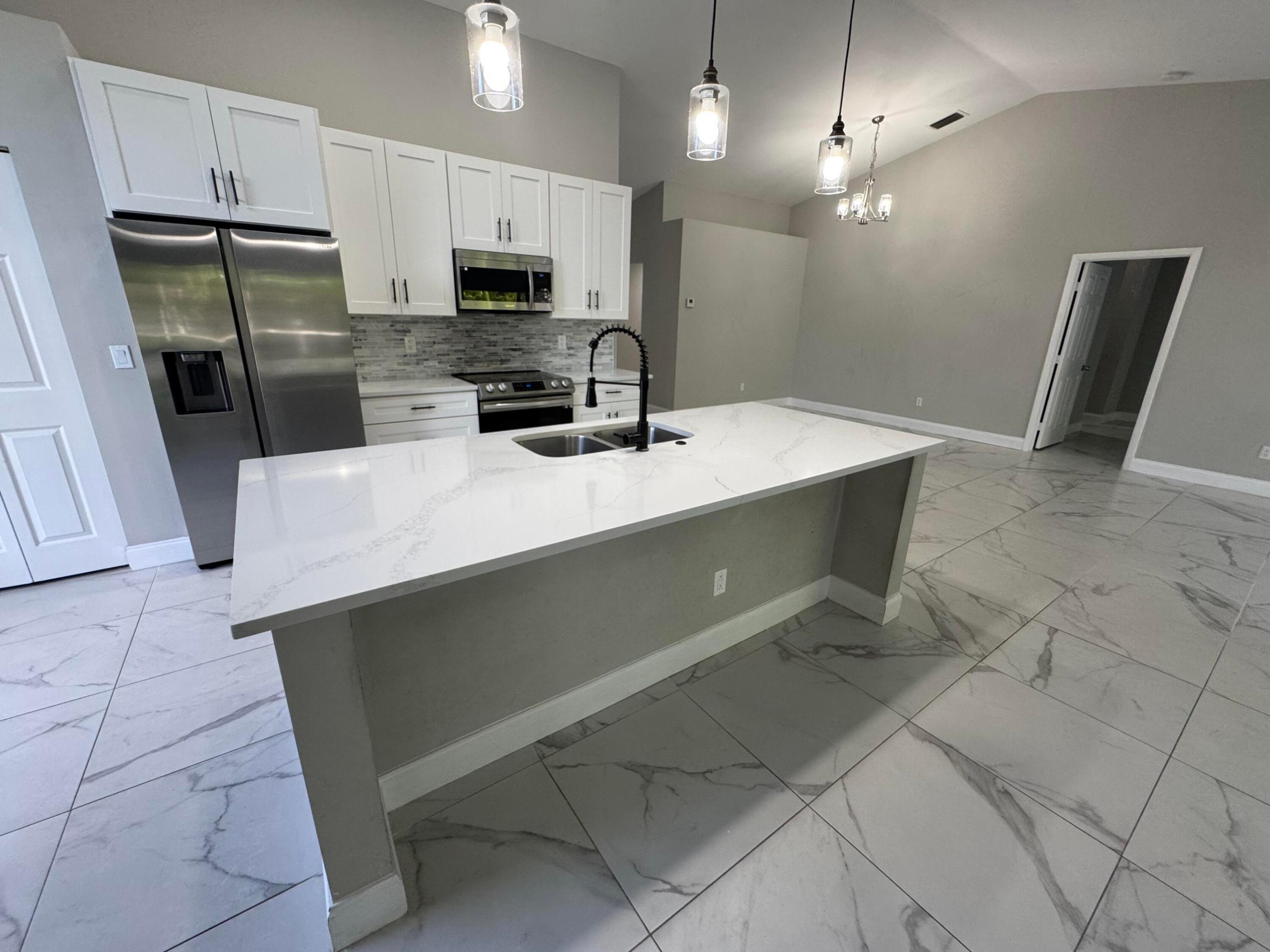BOCA LANDINGS - Residential