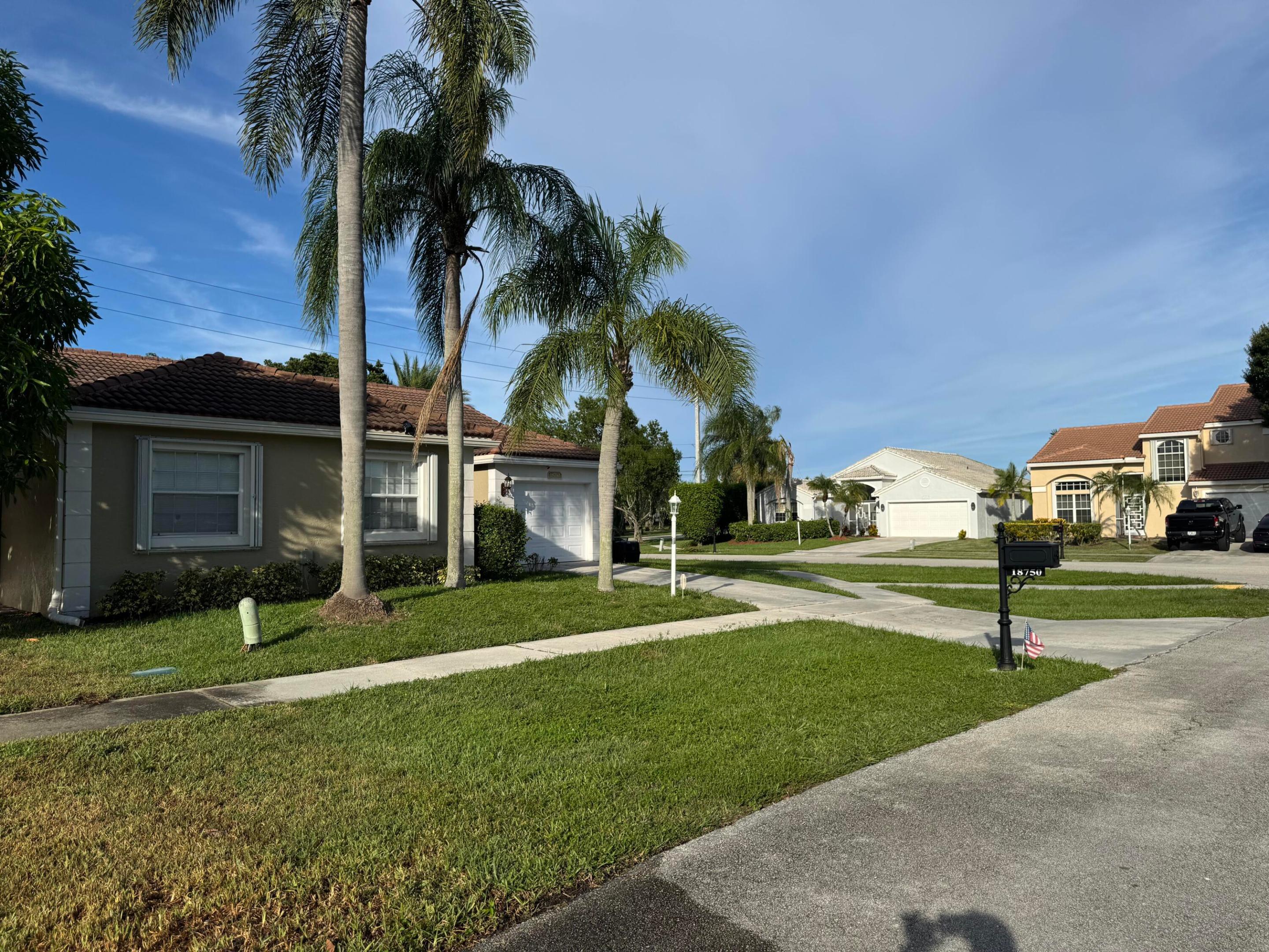 BOCA LANDINGS - Residential