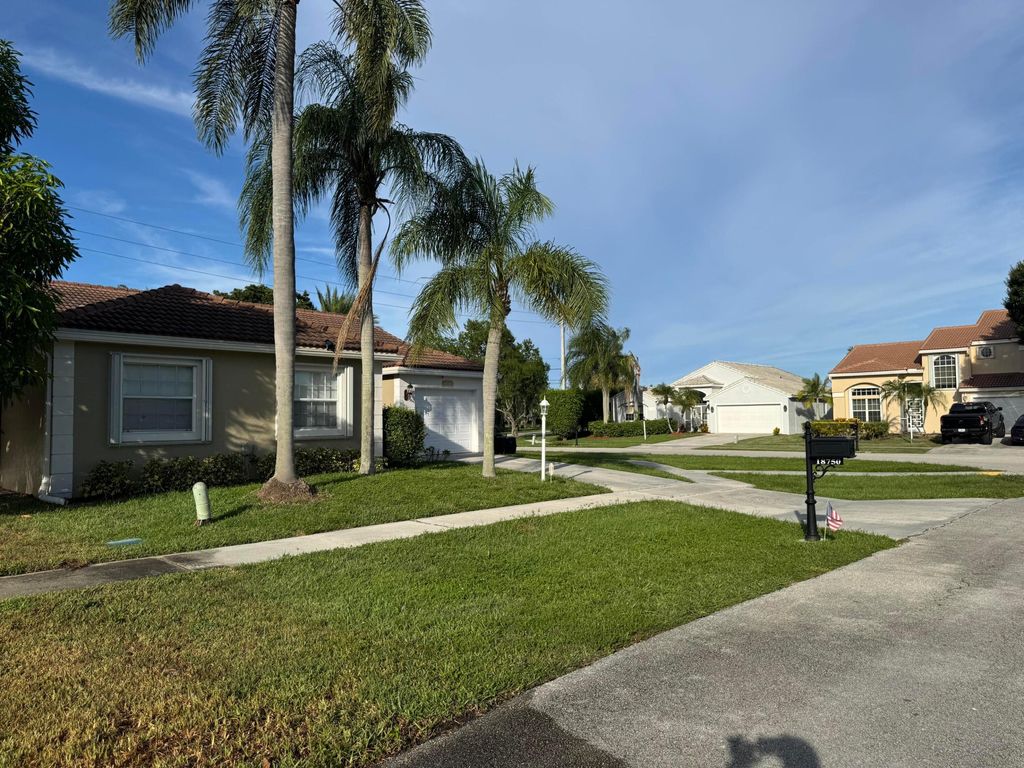 Photo of 18750 Caspian Circle, Boca Raton, FL 33496 (MLS # B26035443)