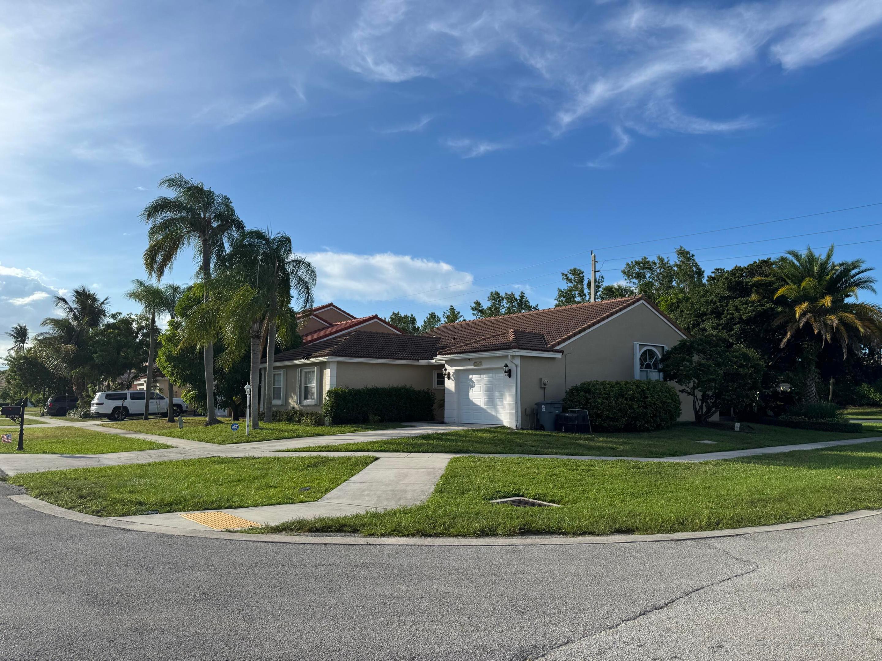 BOCA LANDINGS - Residential