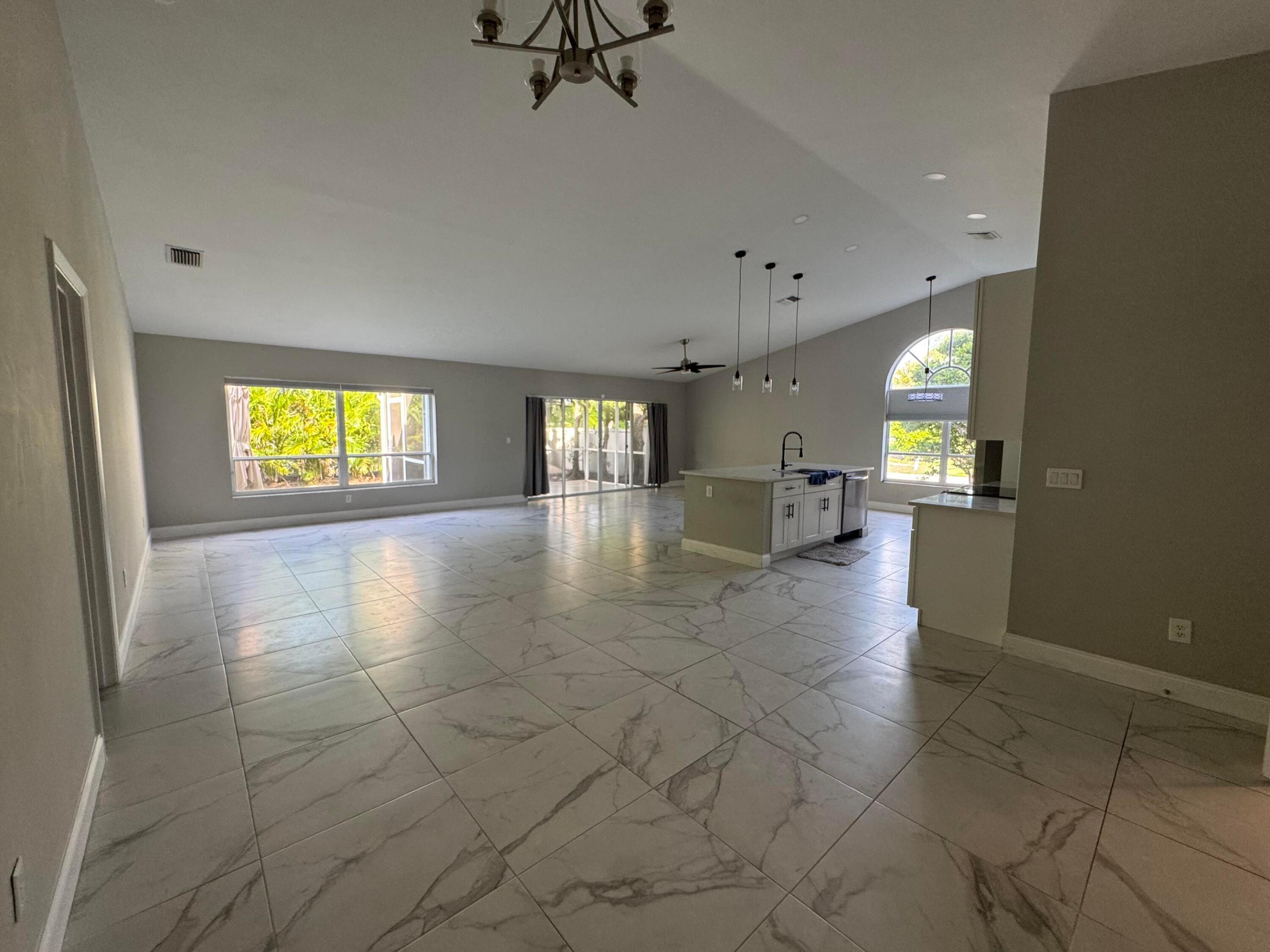 BOCA LANDINGS - Residential