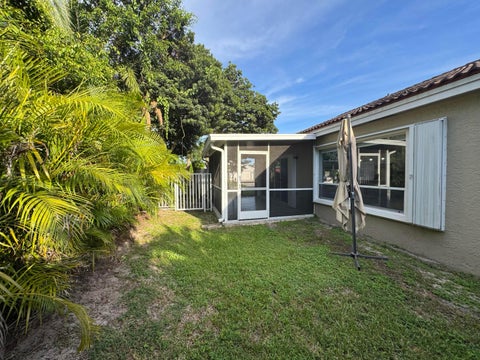 Tiny photo for 18750 Caspian Circle, Boca Raton, FL 33496 (MLS # B26035443)