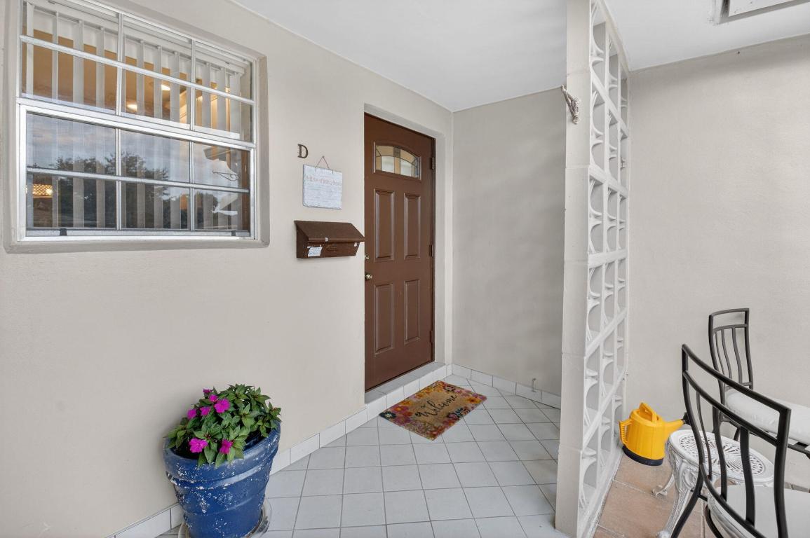 HIGH POINT OF DELRAY SEC 6 CONDO - Residential