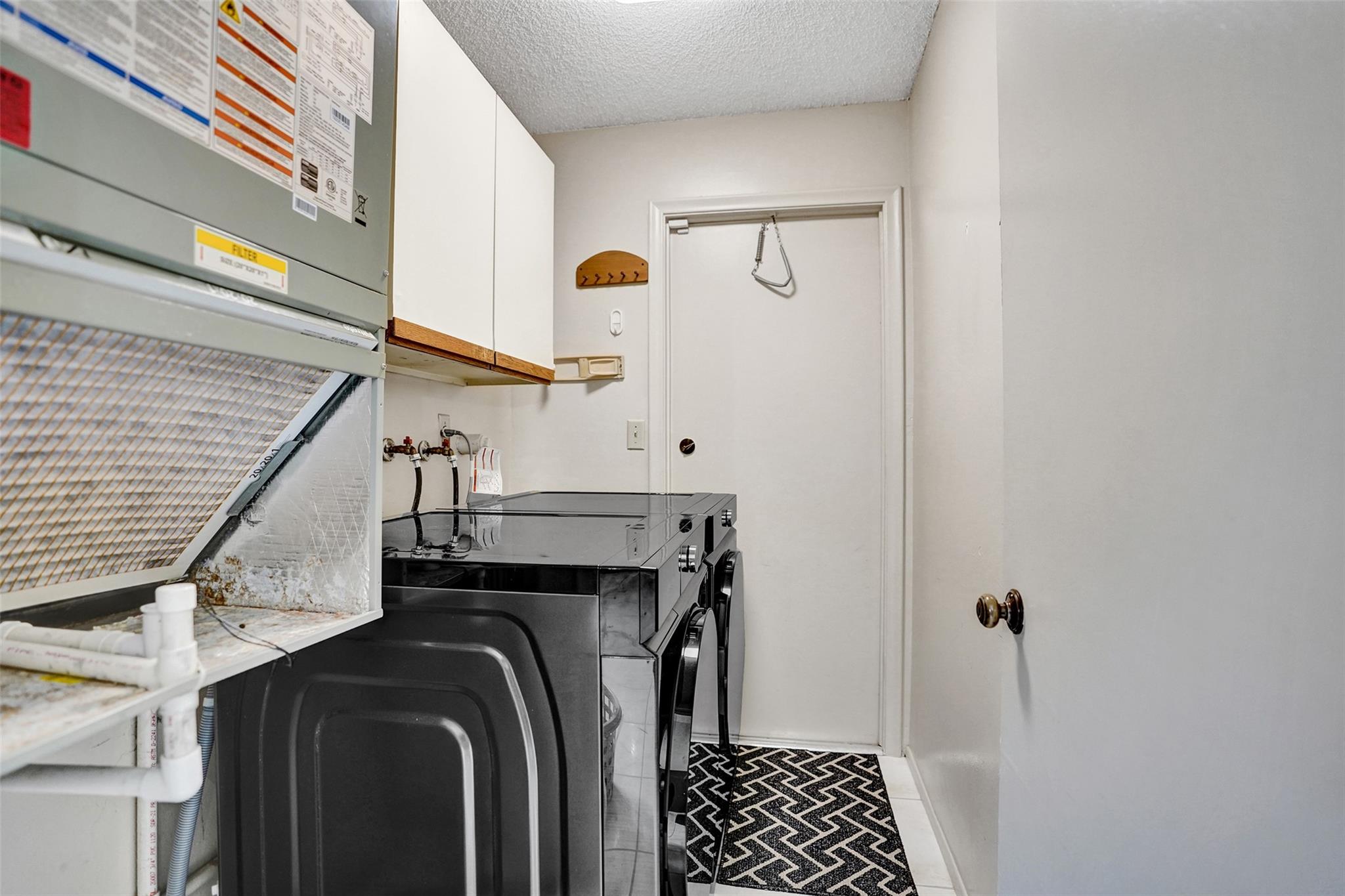 River Oaks - Residential