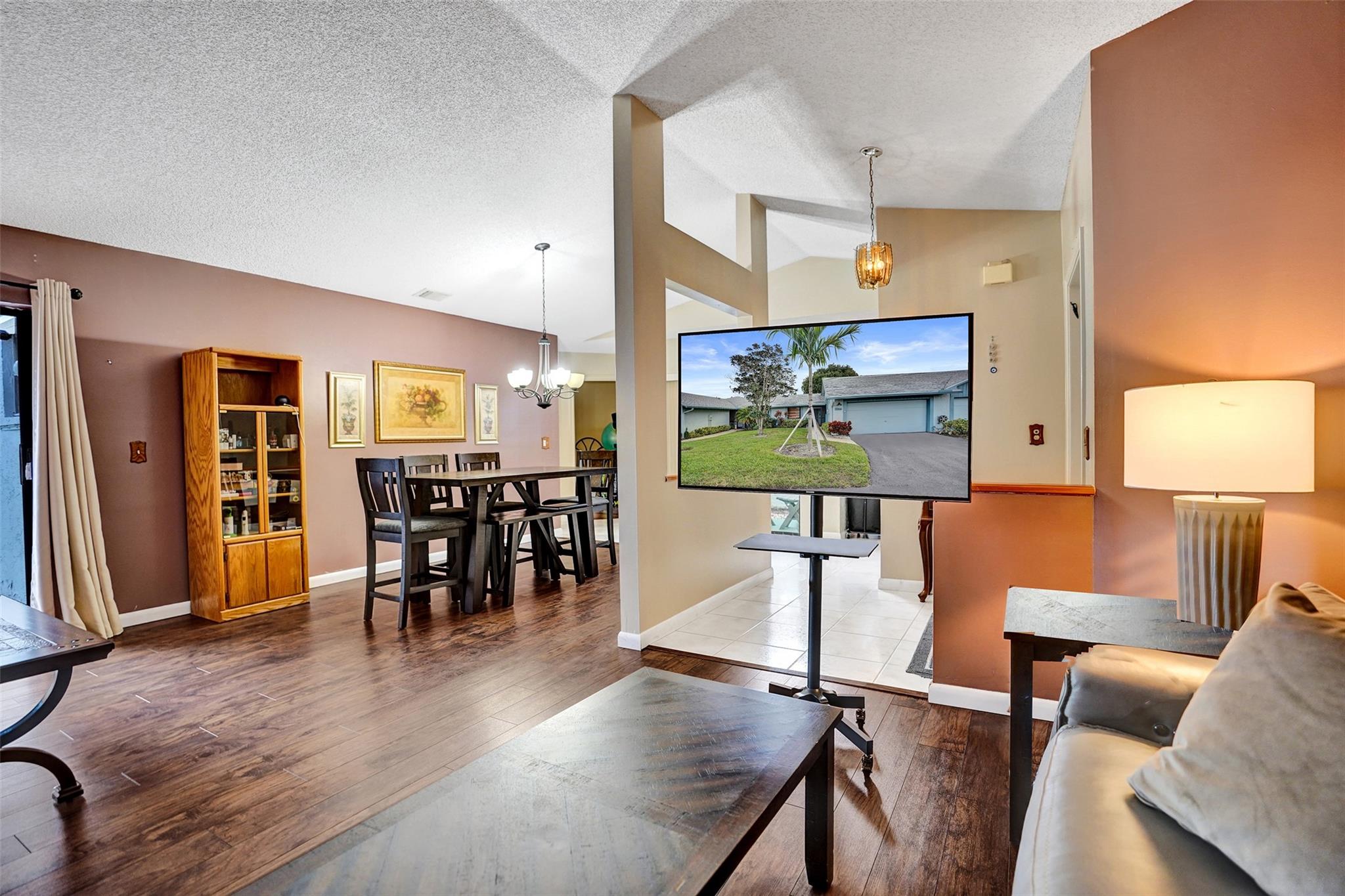 River Oaks - Residential