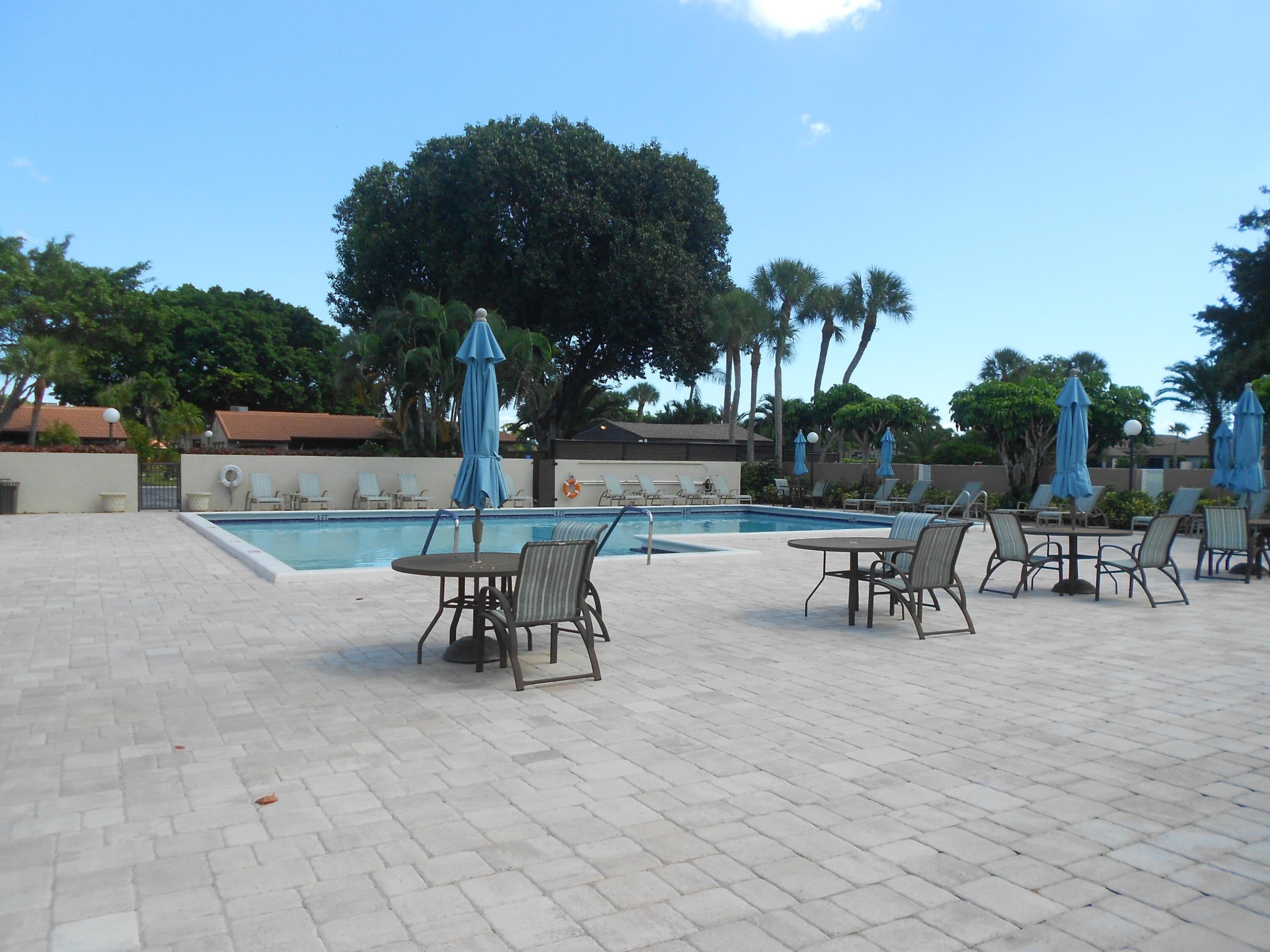 9259 VISTA DEL LAGO 18D