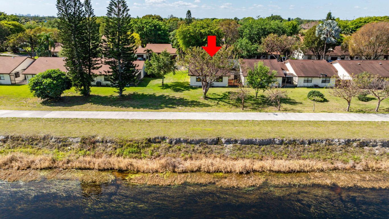 VENETIAN LAKES - Residential