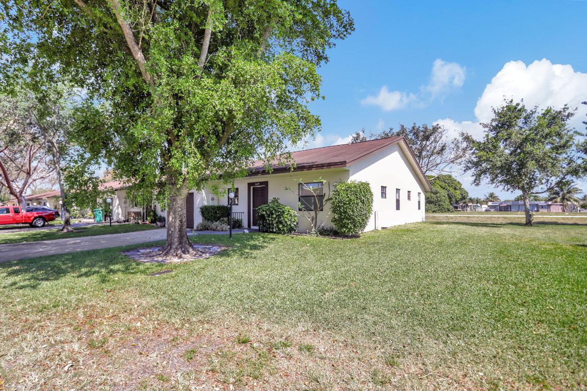 VENETIAN LAKES - Residential