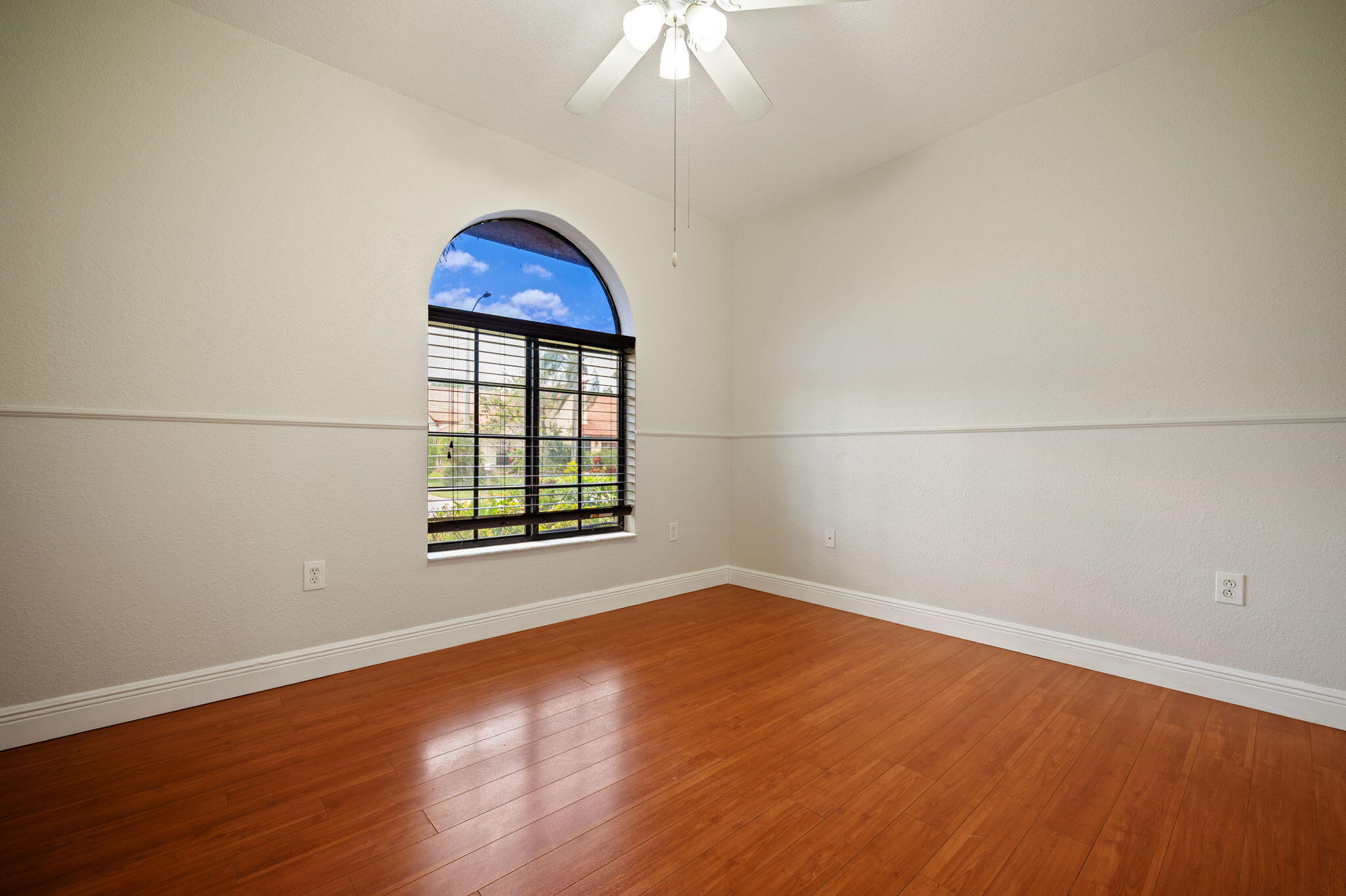 WOODMONT TRACT 71 - Residential