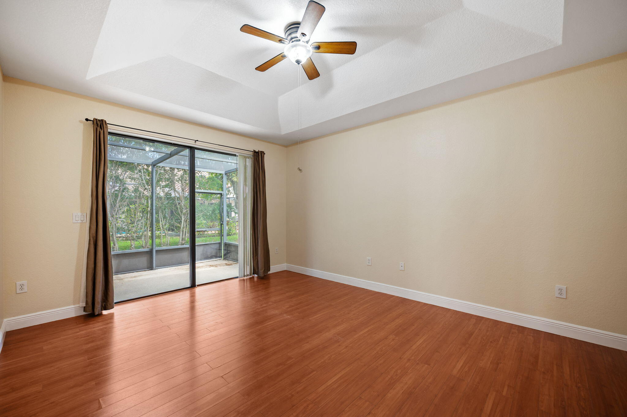 WOODMONT TRACT 71 - Residential