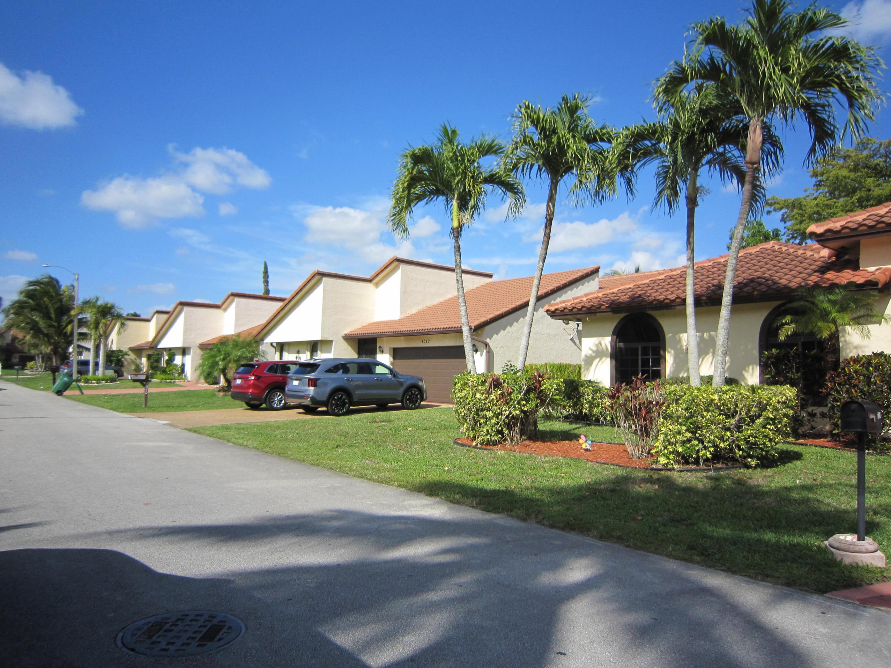 7039 Golf Pointe Circle