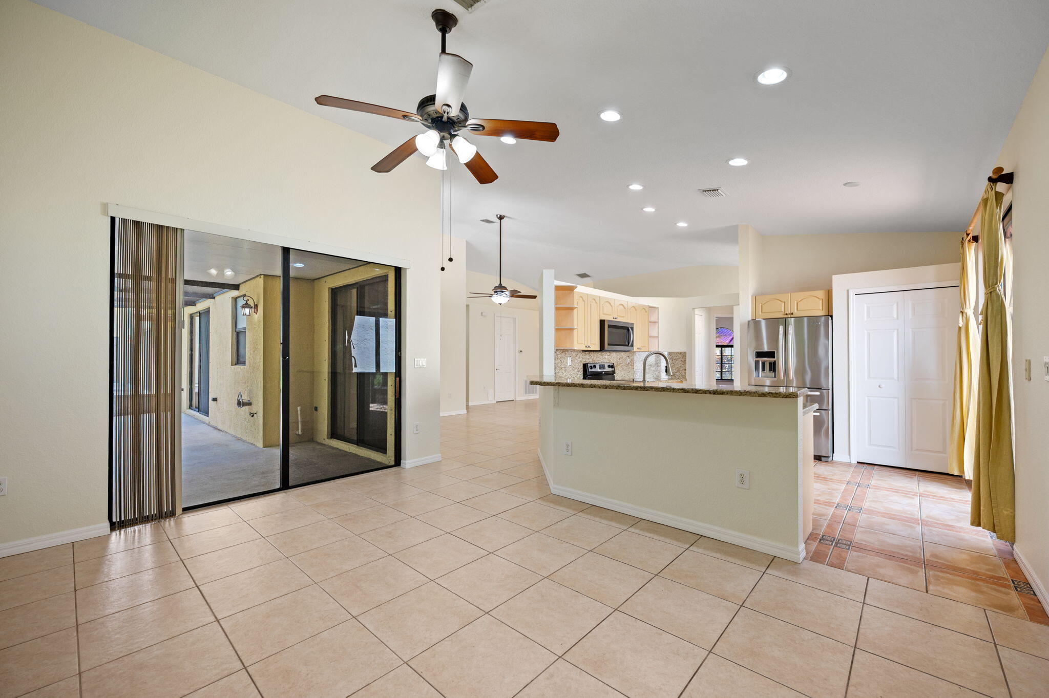 WOODMONT TRACT 71 - Residential
