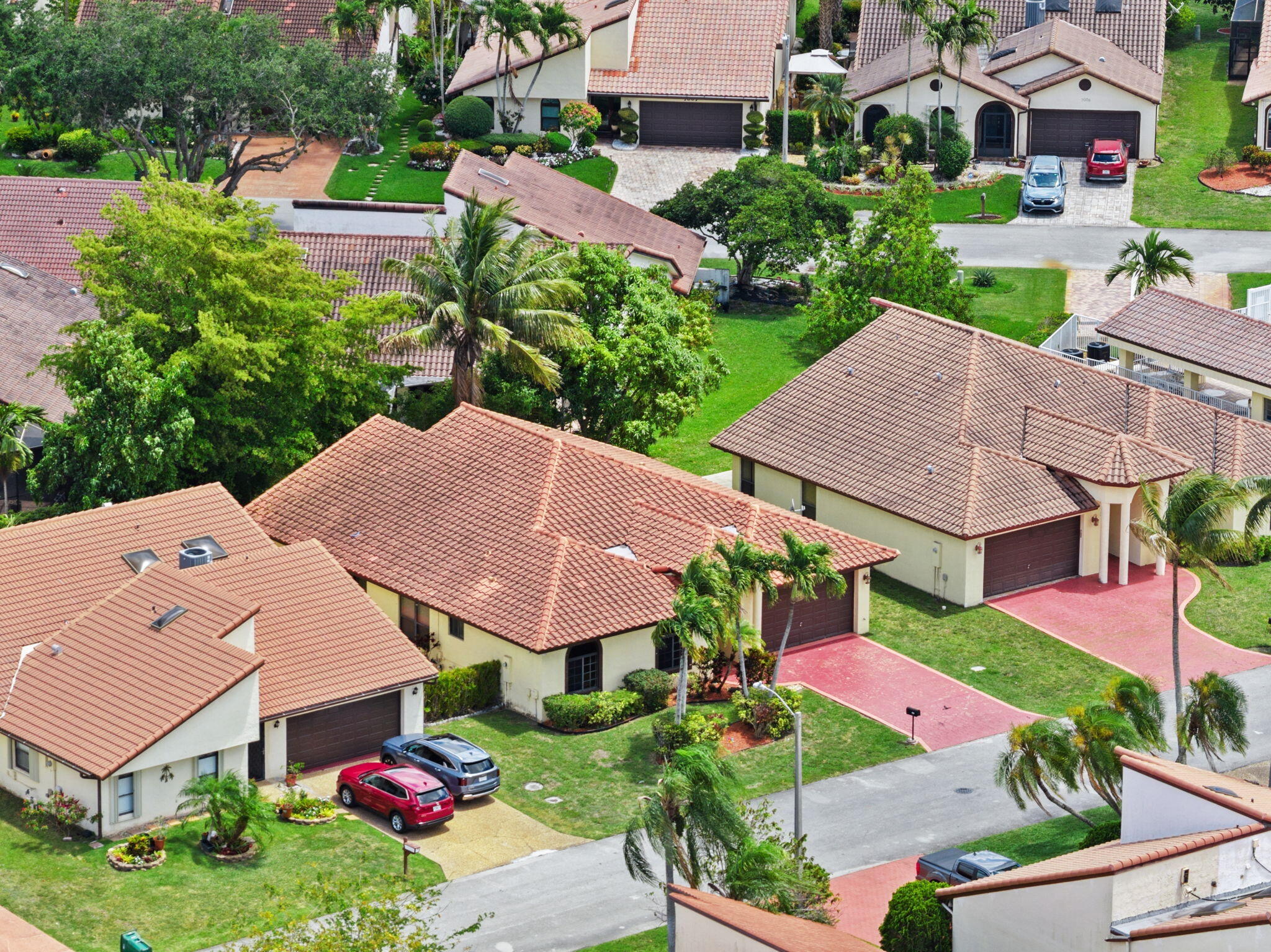 7039 Golf Pointe Circle