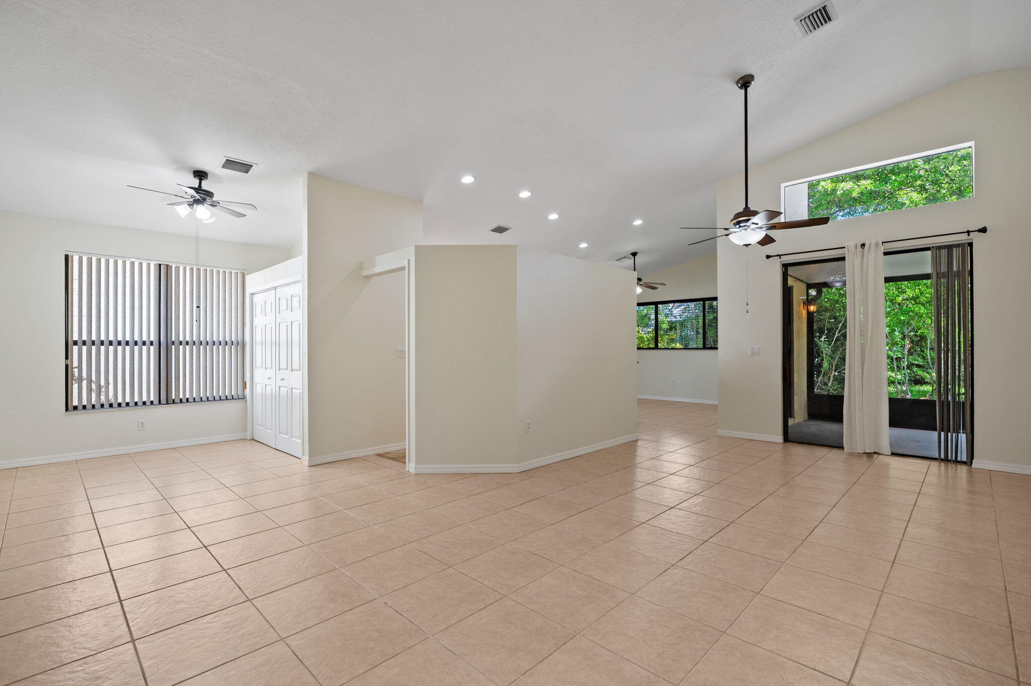 7039 Golf Pointe Circle