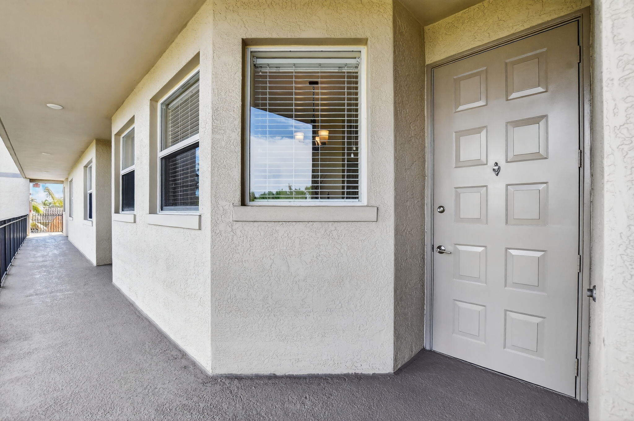 26 Royal Palm Way 403