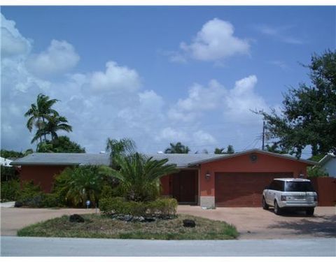 5121 NE 17TH TE Fort Lauderdale FL 33334