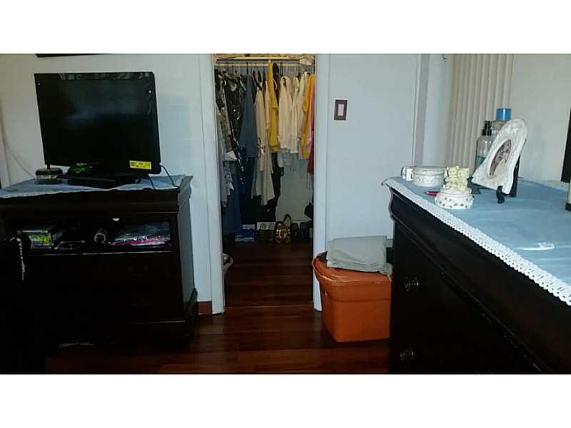 OAKLAND HILLS 1ST SEC - Residential