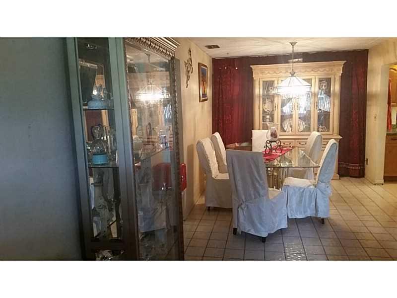 OAKLAND HILLS 1ST SEC - Residential