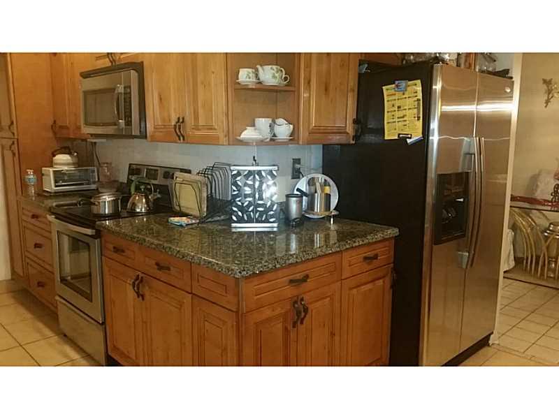 OAKLAND HILLS 1ST SEC - Residential