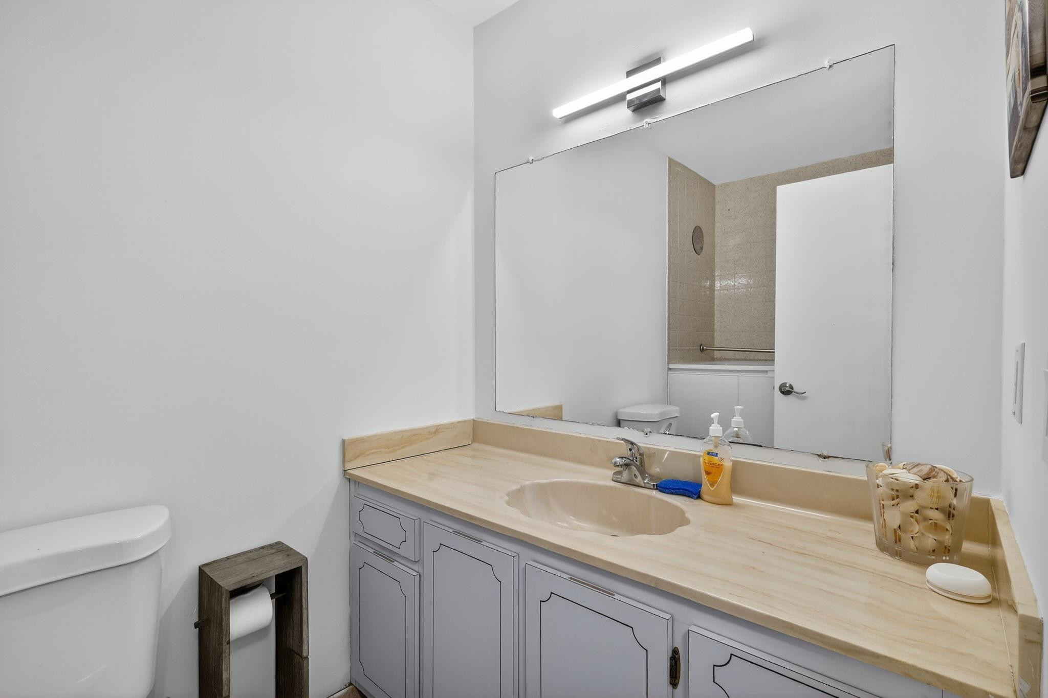 COVERED BRIDGE CONDO - Residential