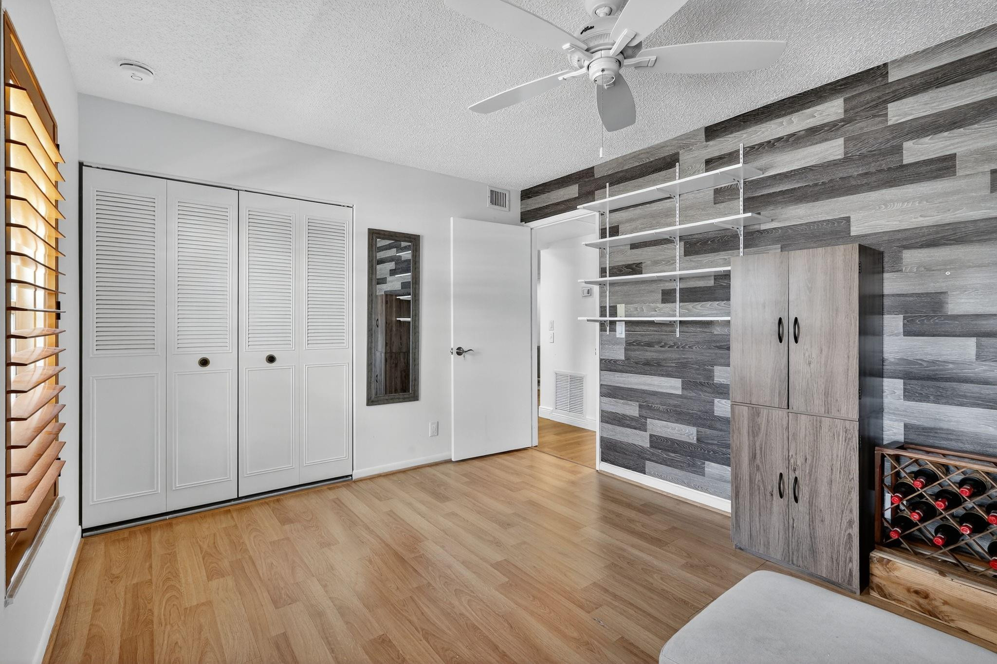 COVERED BRIDGE CONDO - Residential