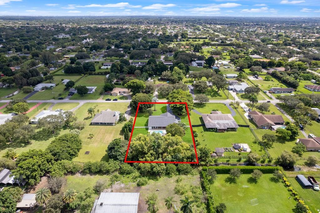 GREEN MEADOWS - Residential