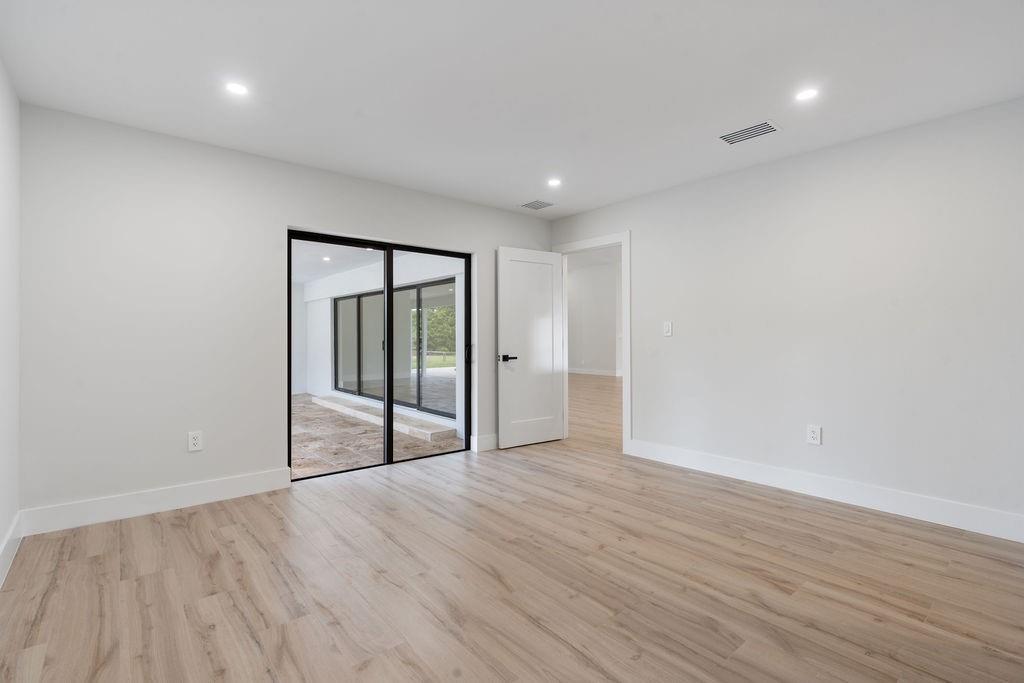 GREEN MEADOWS - Residential