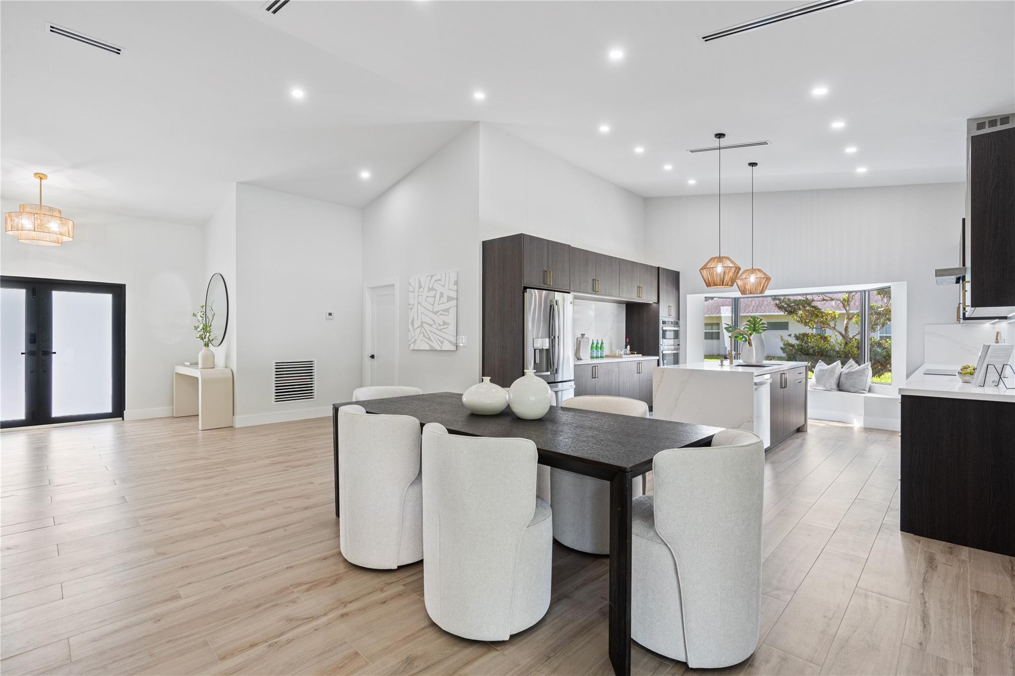 GREEN MEADOWS - Residential