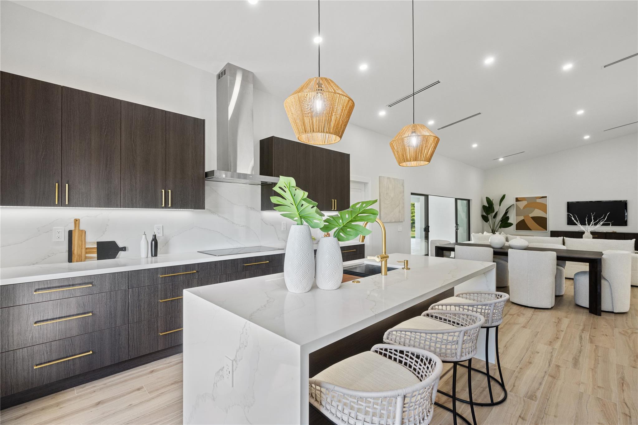 GREEN MEADOWS - Residential