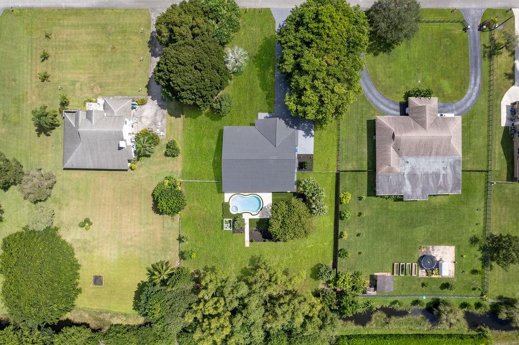 GREEN MEADOWS - Residential