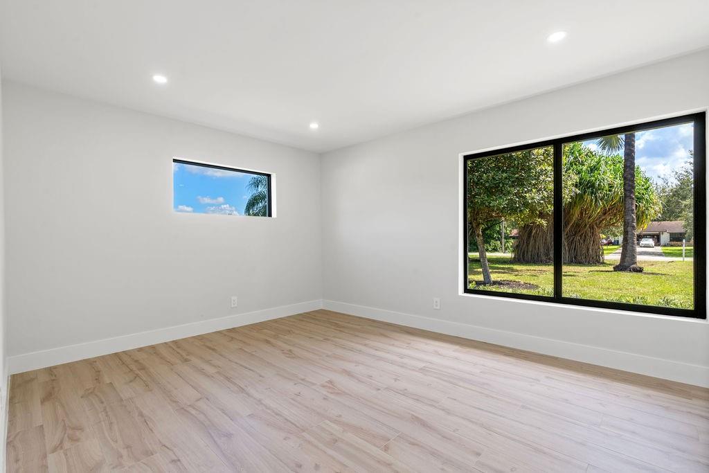 GREEN MEADOWS - Residential
