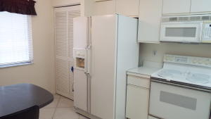 HUNTINGTON POINTE - Residential