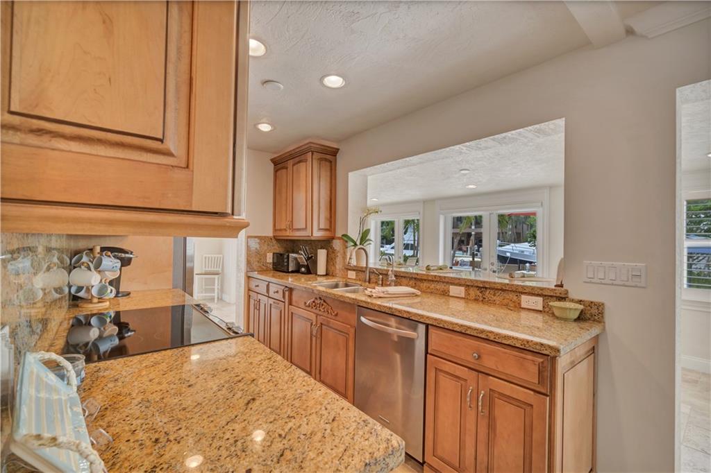 SOUTH NEW RIVER ISLES SEC - Residential