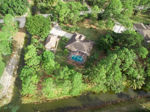 A home in Loxahatchee