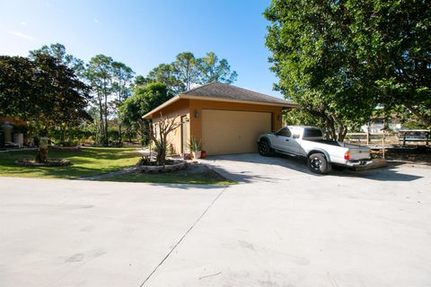 A home in Loxahatchee