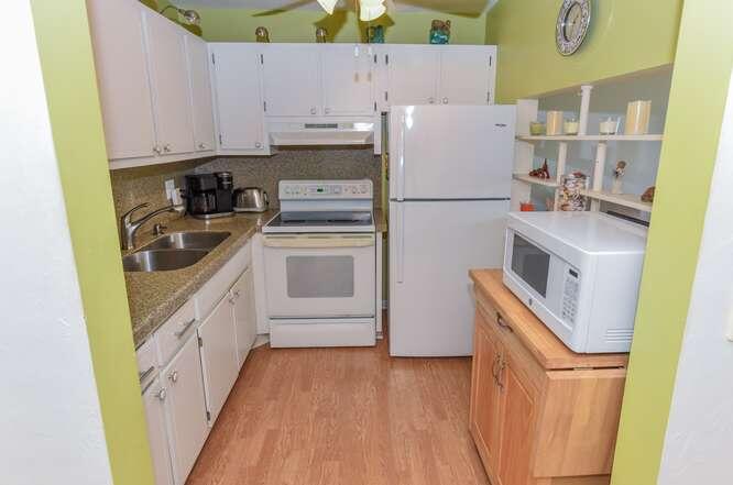 MURRY HILLS APT BLDG CONDO - Residential Lease