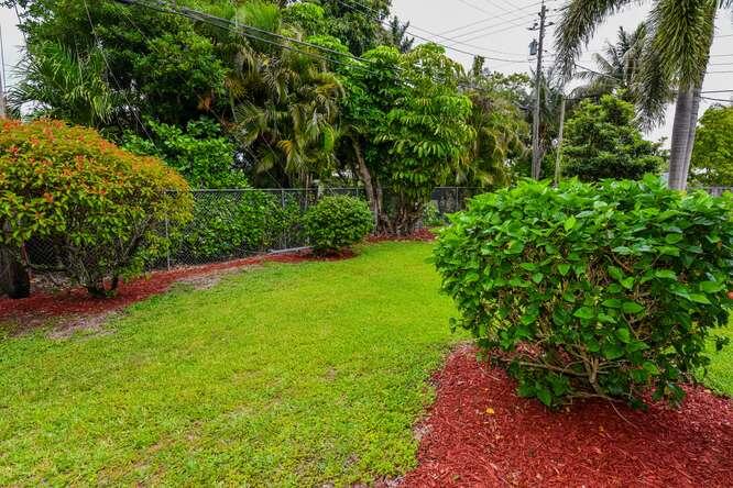 MURRY HILLS APT BLDG CONDO - Residential Lease