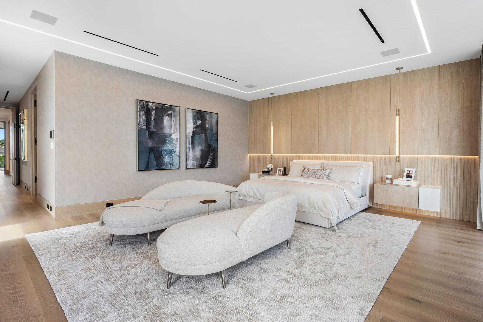 ROYAL PALM YACHT & COUNTR - Residential
