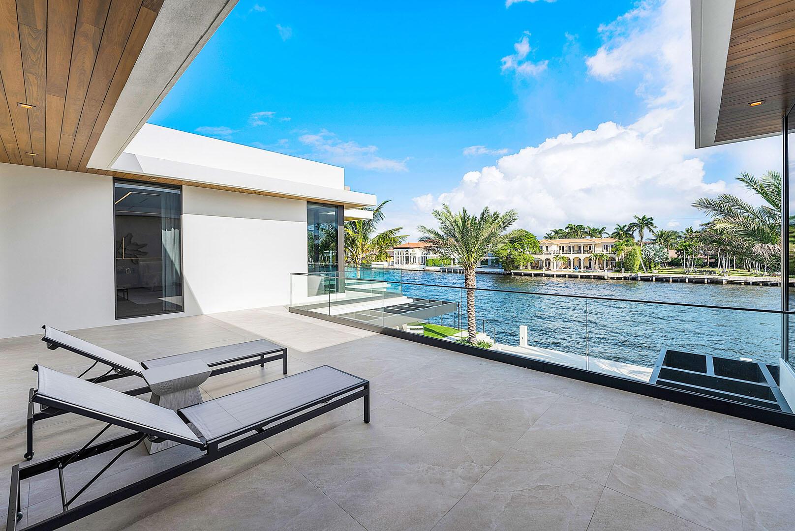 ROYAL PALM YACHT & COUNTR - Residential