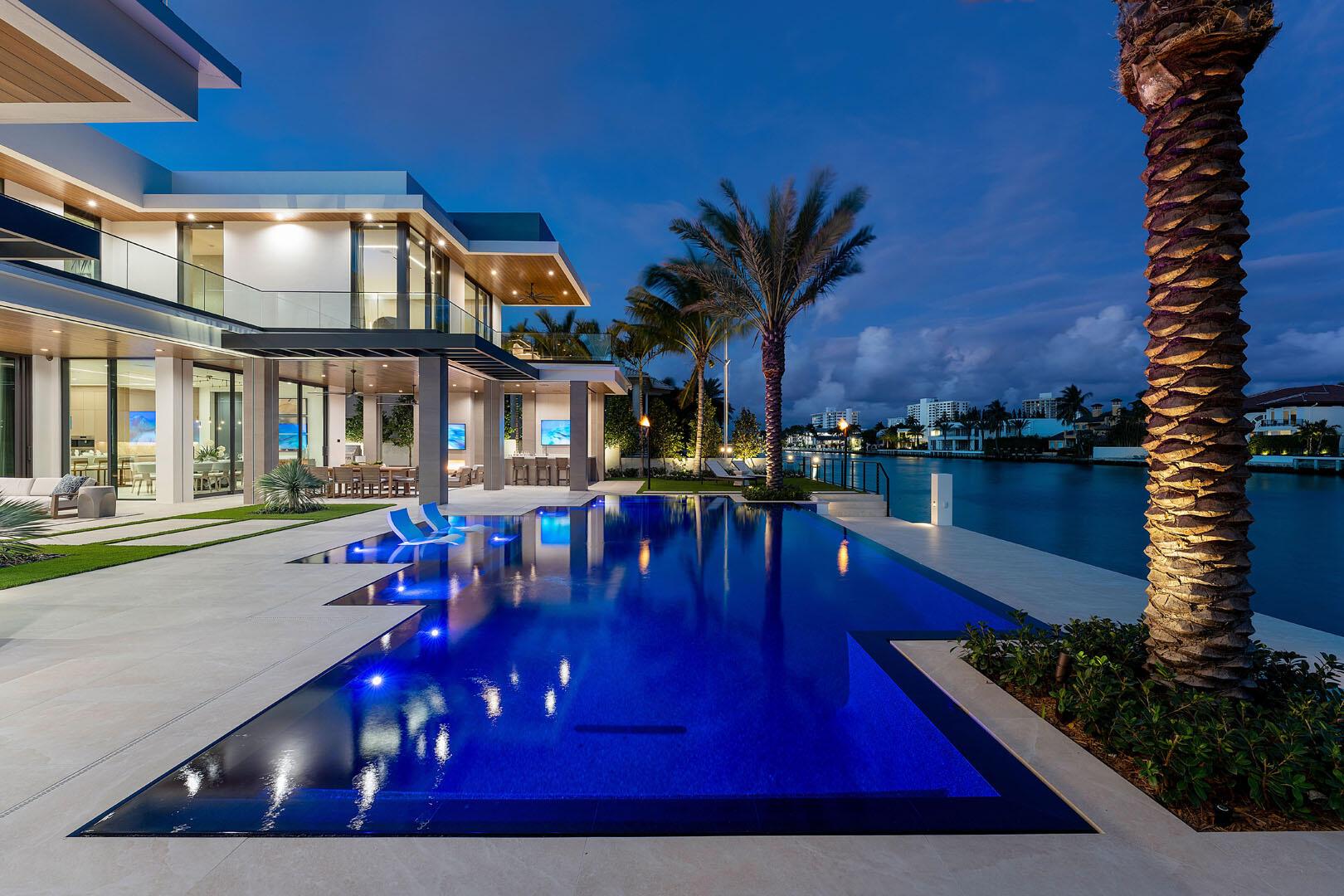 ROYAL PALM YACHT & COUNTR - Residential